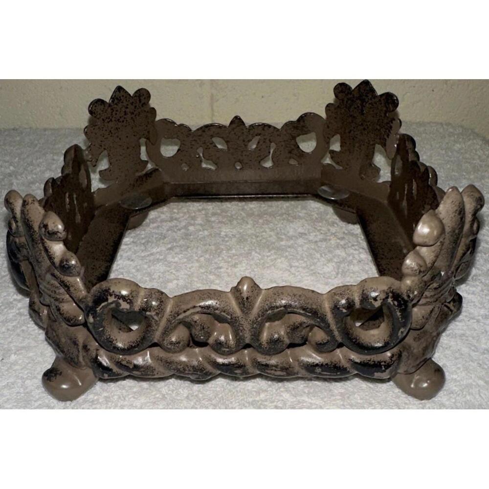 Vintage Cast Iron Ornate Scroll Fleur-de-Lis Design Tissue box holder 6” Square